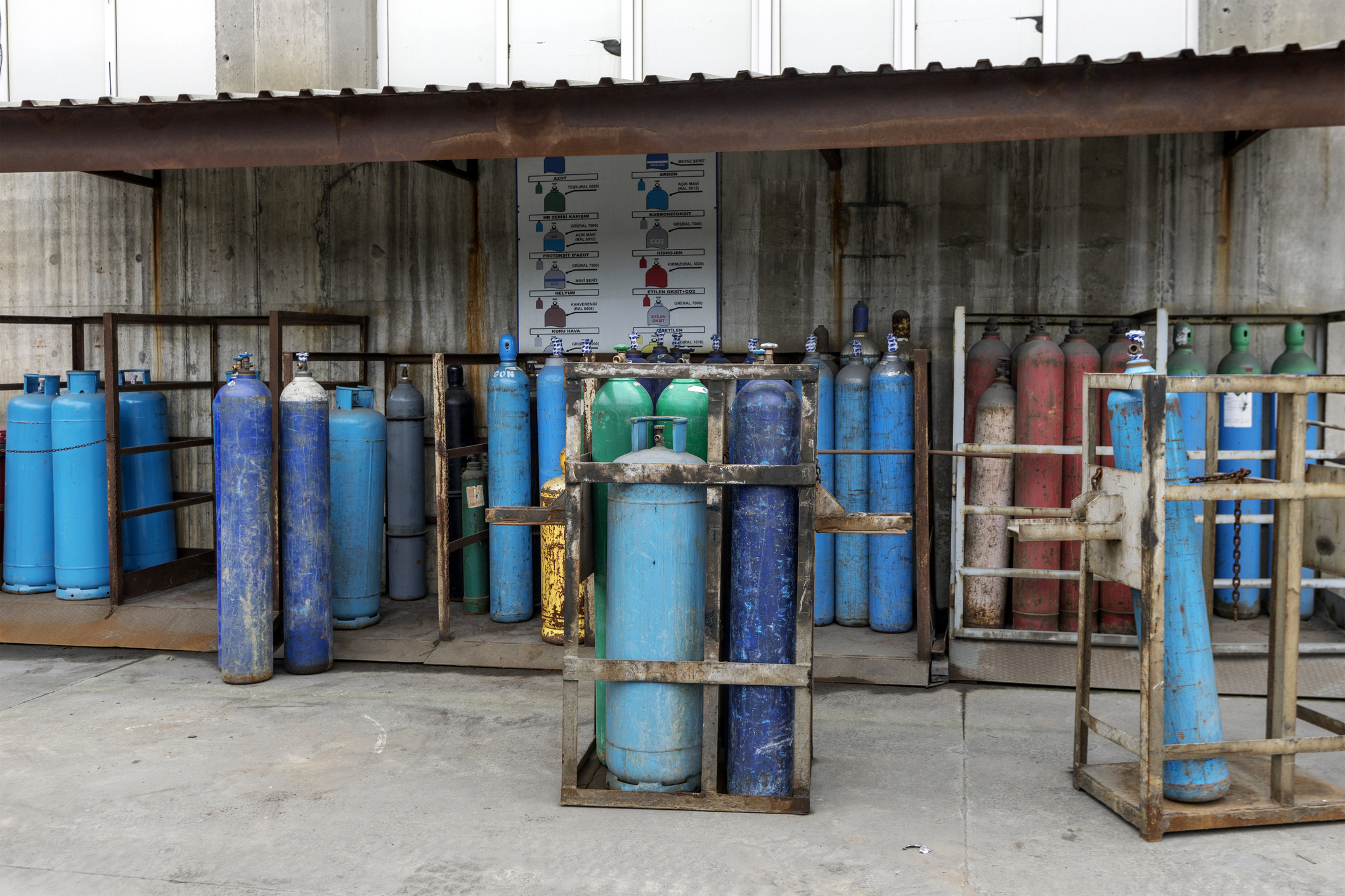 View of the industrial gas cylinders or pressure tubes (argon, carbon dioxide, oxygen, propane...).